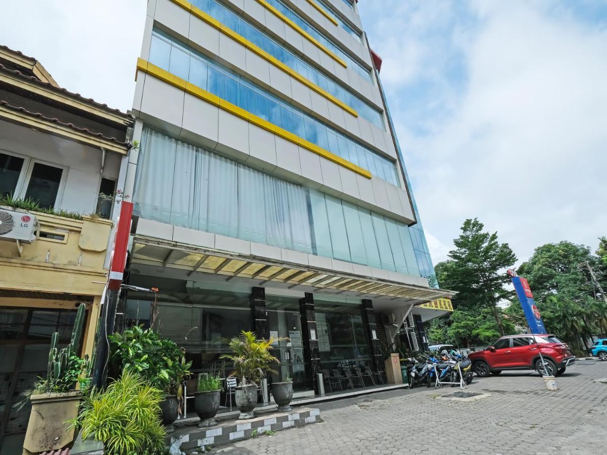 Hotel Grand Citra Makassar Eksteriør billede